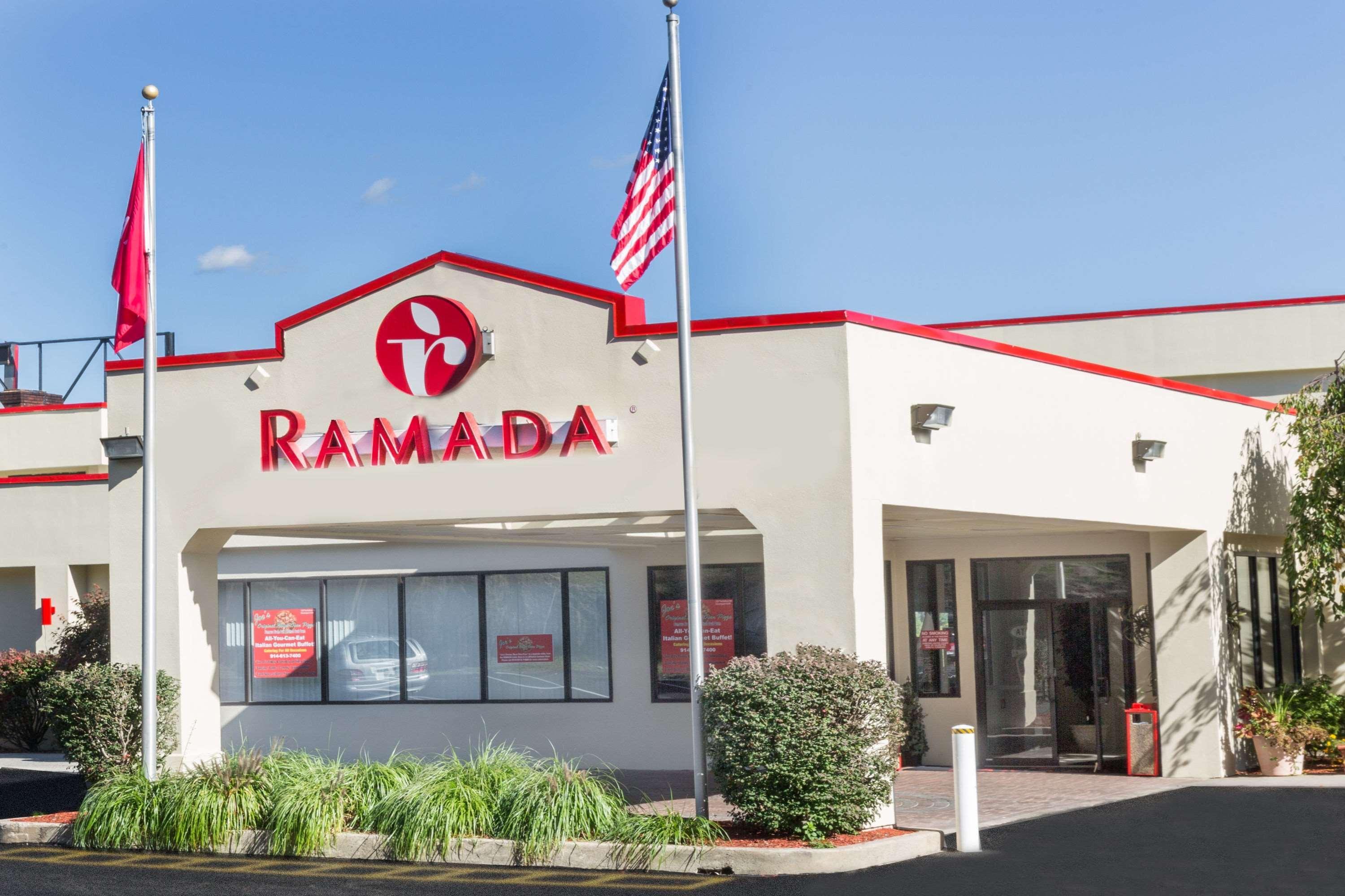 Ramada By Wyndham Yonkers - Westchester Exterior photo